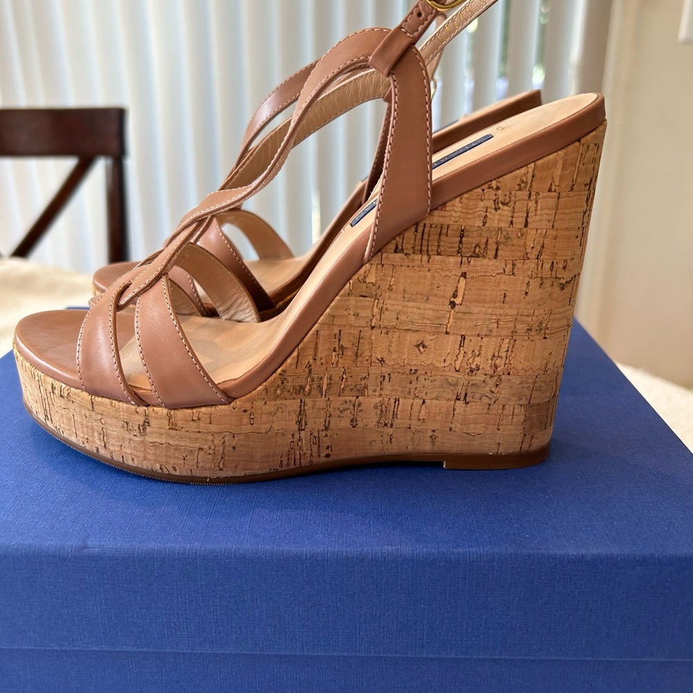 New in Box, Stuart Weitzman Cressa Wedge, size 7.